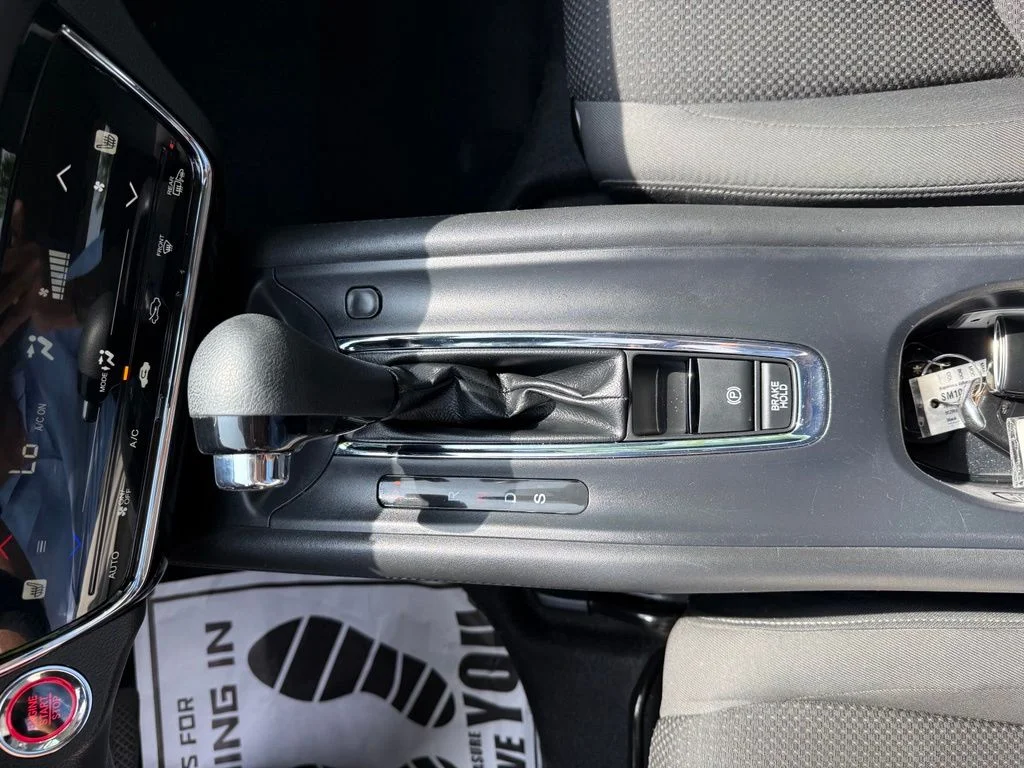 Used 2019 Black Honda EX image 18