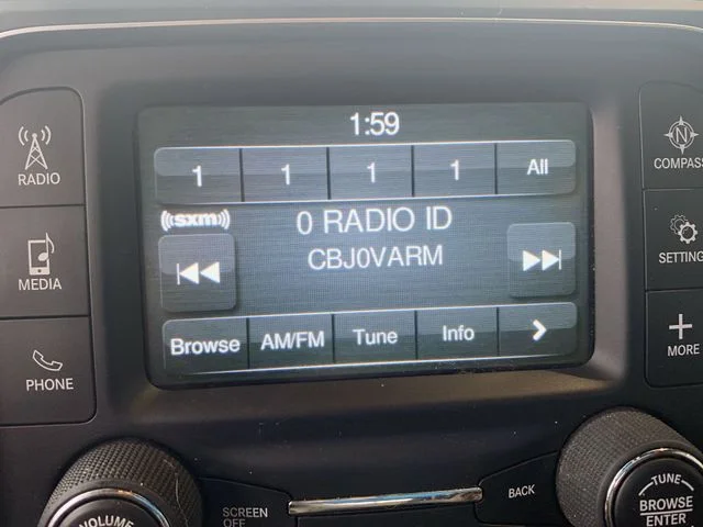 Used 2019 White Ram Warlock image 17