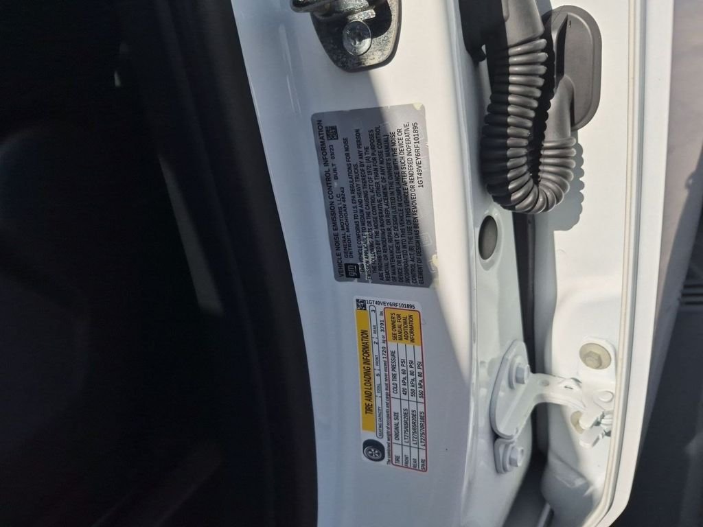 Certified Used 2024 Summit White GMC AT4 image 29