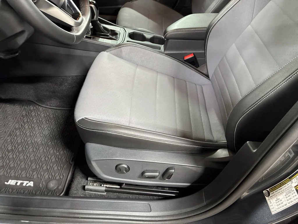 Used 2026 Gray Volkswagen 1.5T SE image 13