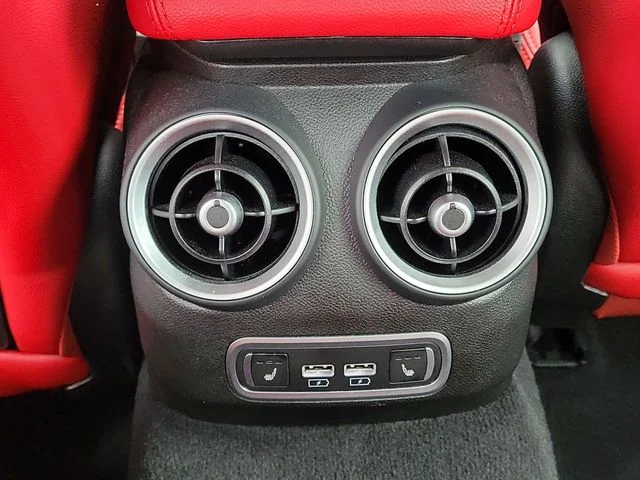 Used 2023 White Alfa Romeo Veloce image 12