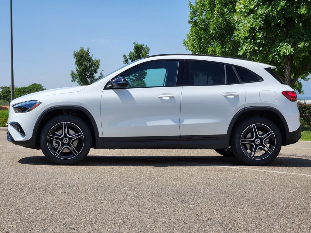 New 2026 Polar White Mercedes-Benz GLA 250 4MATIC® image 5