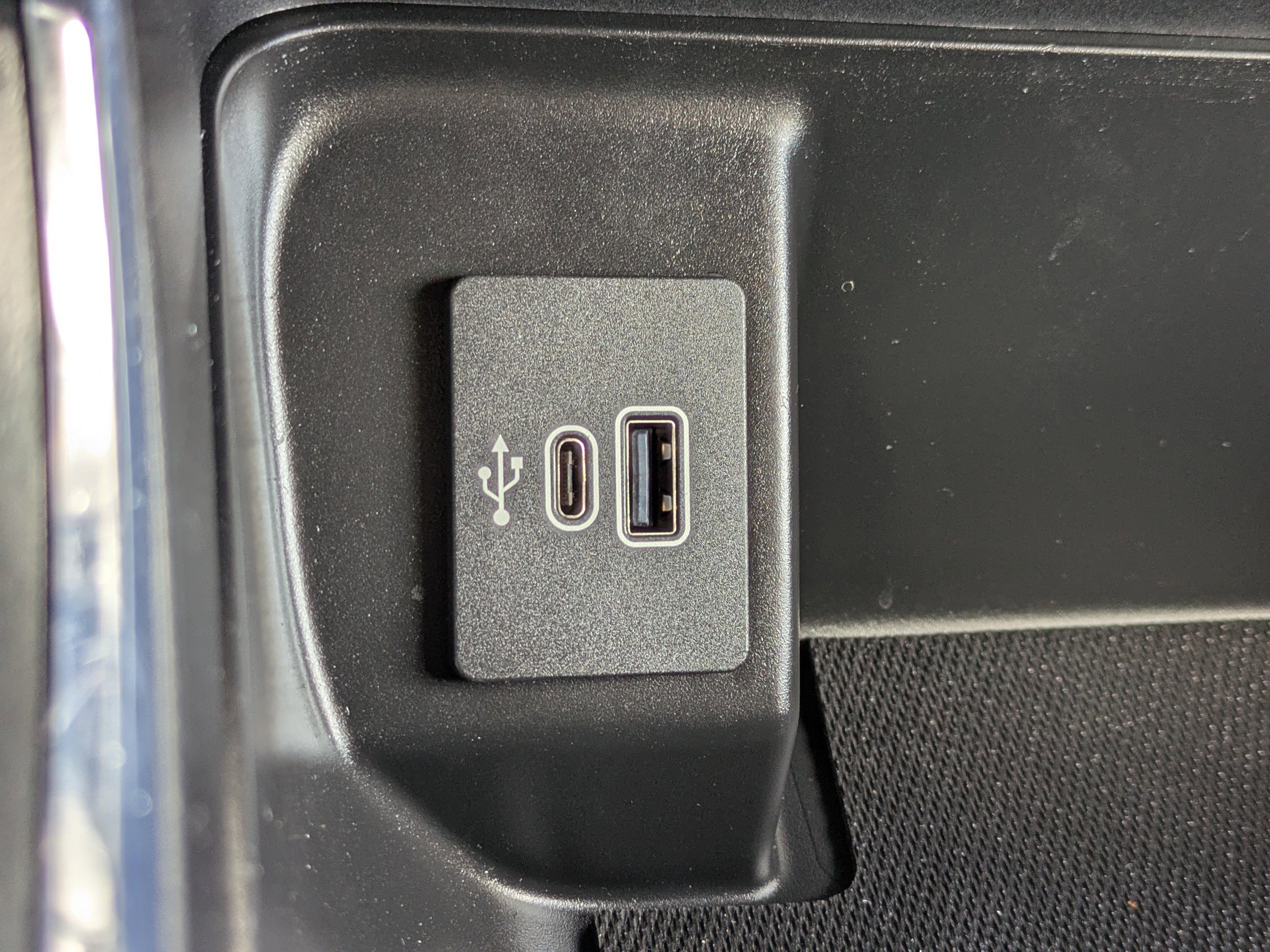 Used 2025  Ford STX image 26