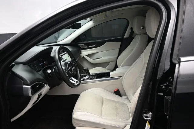 Used 2020 Black Jaguar S image 7