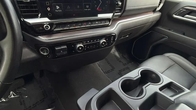 Used 2025 Silver GMC SLT image 14