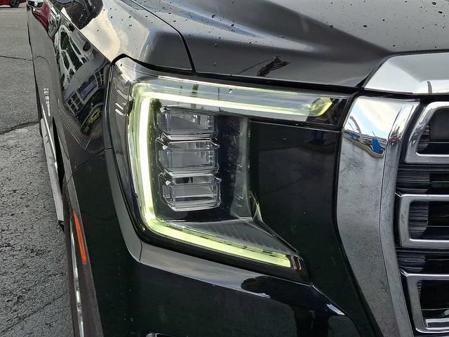 Used 2023 ONYX BLACK GMC SLT image 10