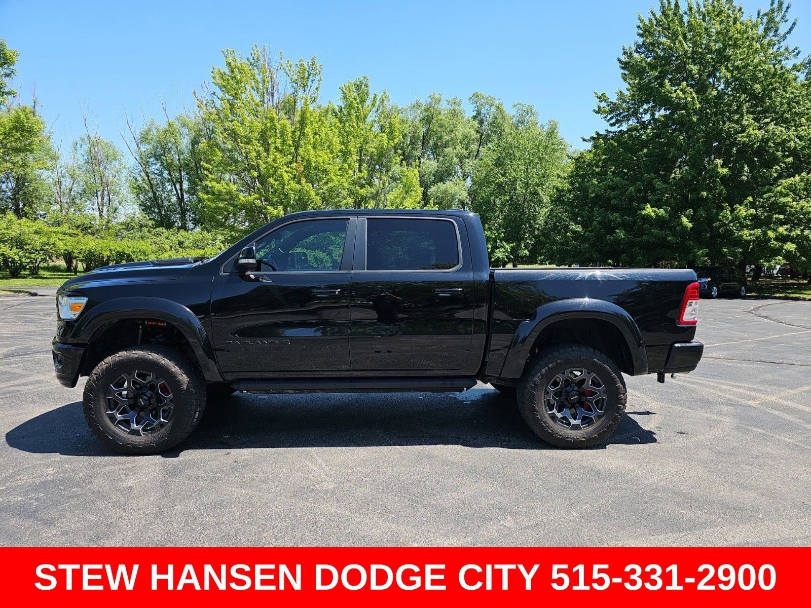 2022 RAM 1500 Big Horn/Lone Star 4x4 Crew Cab 5'7's photo
