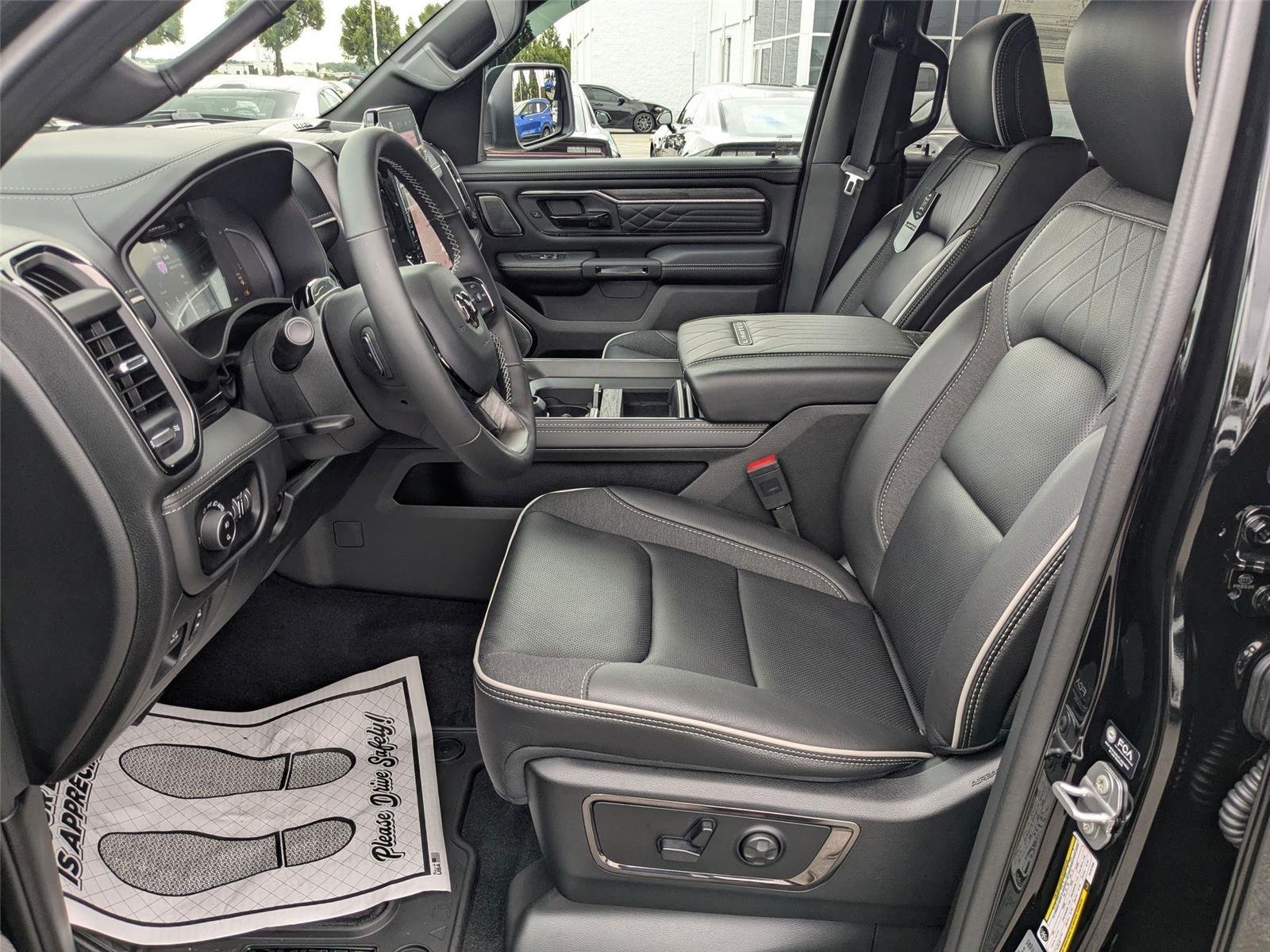 2026 RAM 1500 Limited - Photo 13