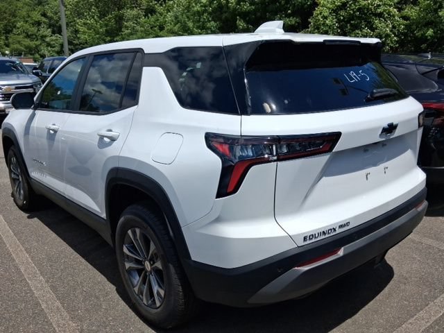 New 2026 Summit White Chevrolet LT image 5