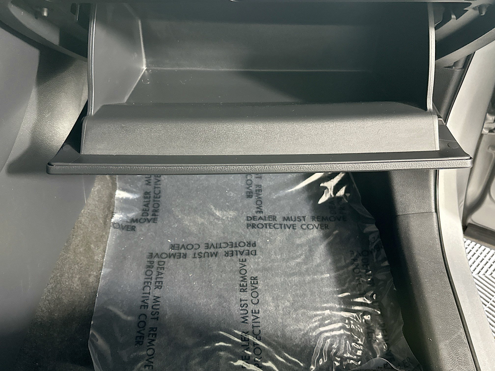 Used 2020 Silver Sky Metallic Toyota XLE image 32