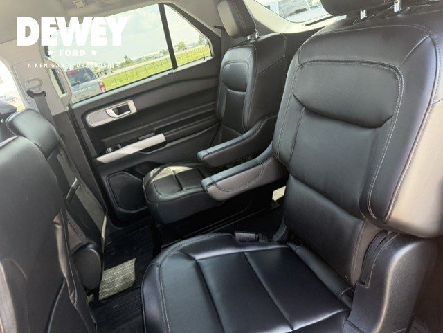 Used 2023 Red Metallic Ford XLT image 23