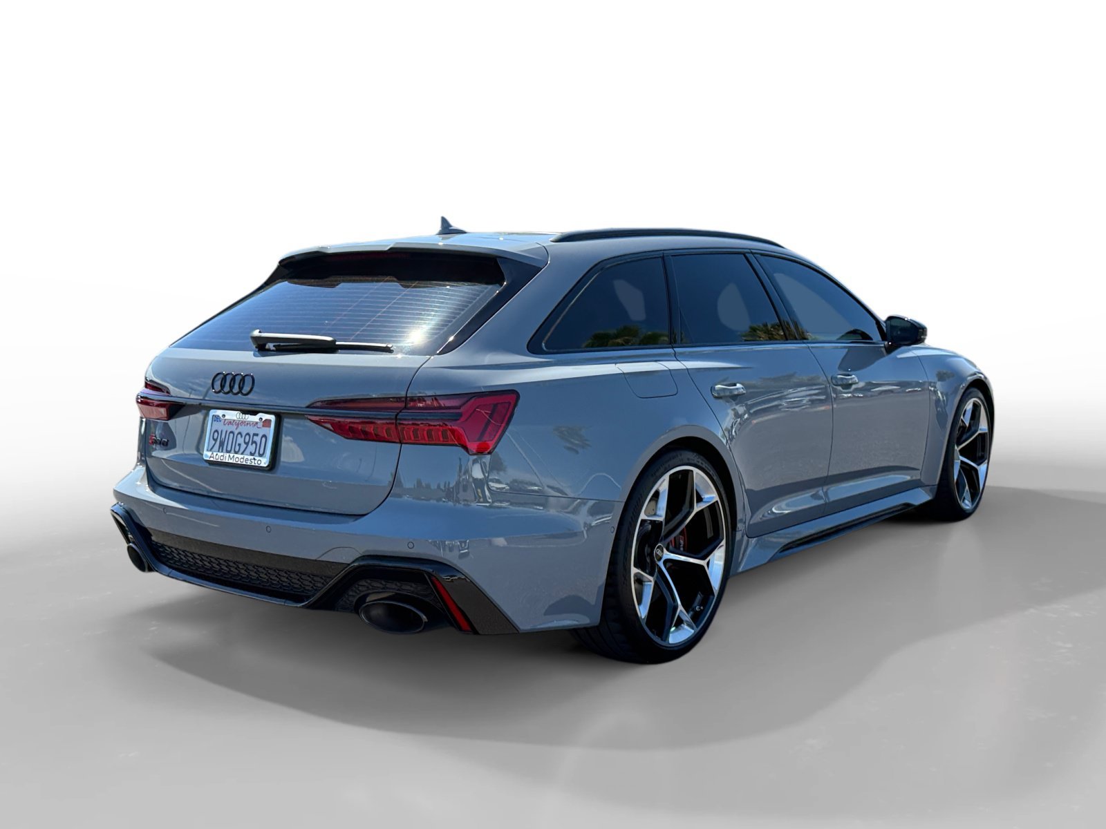 Used 2025 Nardo Gray Audi 4.0T image 5