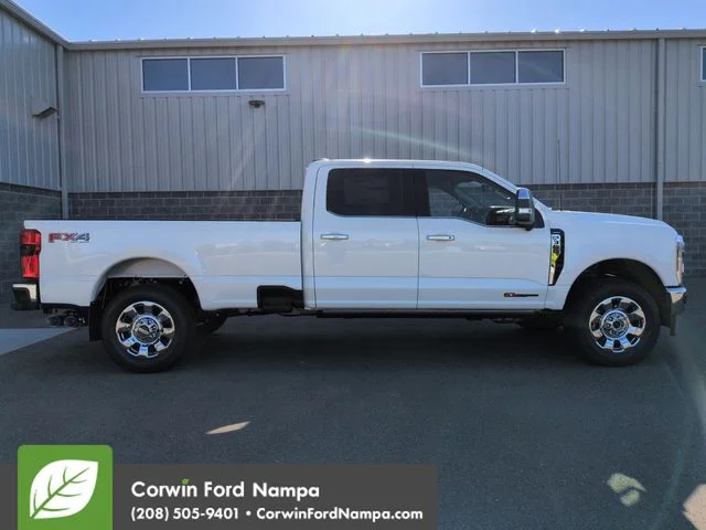 New 2026 Star White Metallic Tri-Coat Ford Lariat image 2