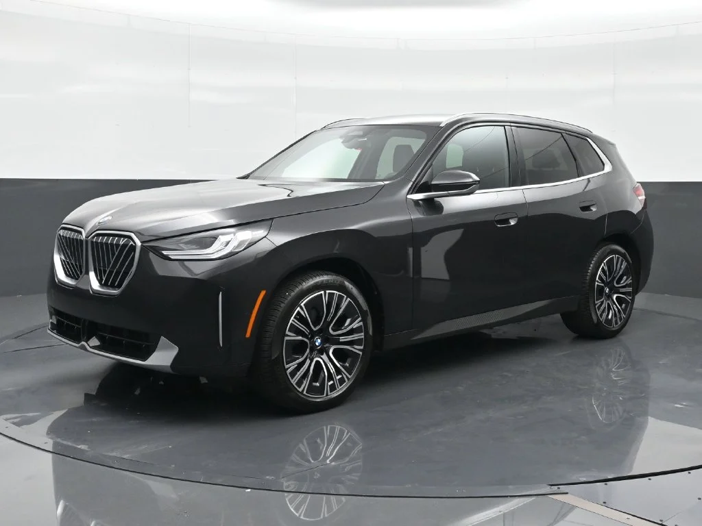 New 2026 Dark Graphite Metallic BMW 30 xDrive image 1