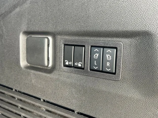 2026 GMC Yukon XL AT4 - Photo 24