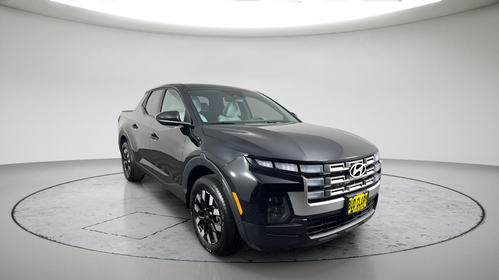 Used 2025 Black Hyundai SE image 1