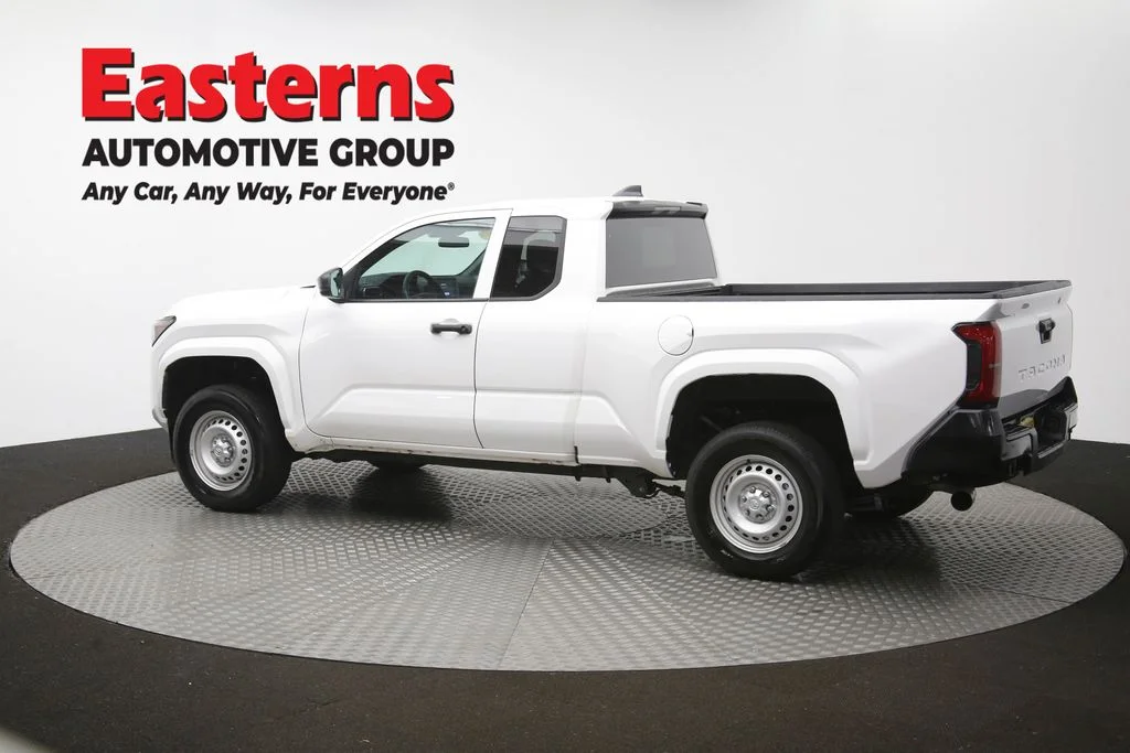 Used 2025 White Toyota SR image 57