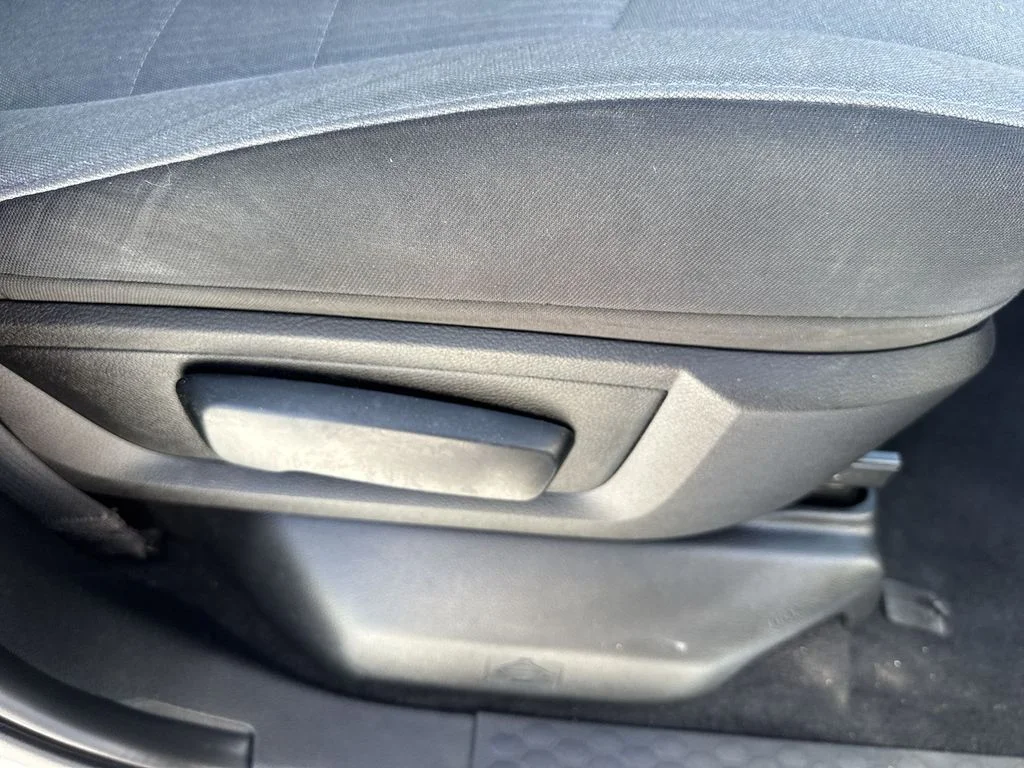 Used 2022 Bright White Clearcoat Ram SLT image 44