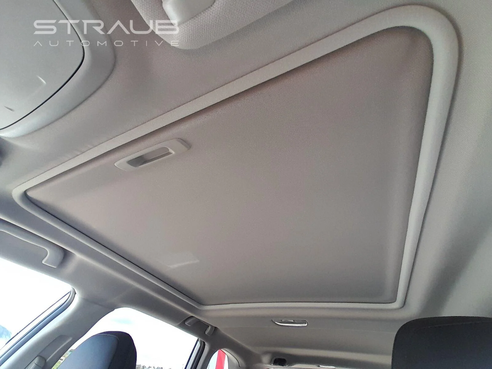 Used 2019 Crystal White Pearl Subaru Limited image 35