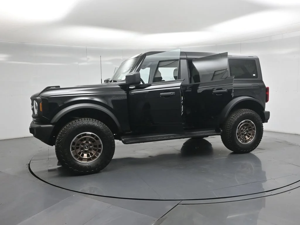 New 2026 Shadow Black Ford Big Bend image 31