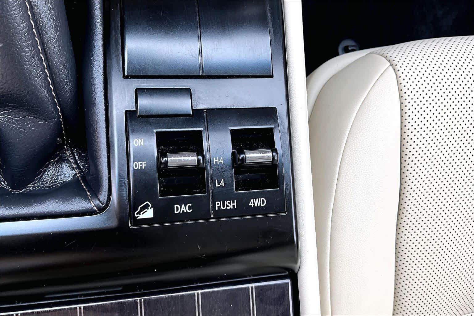 Used 2021 Starfire Pearl Lexus Premium image 35