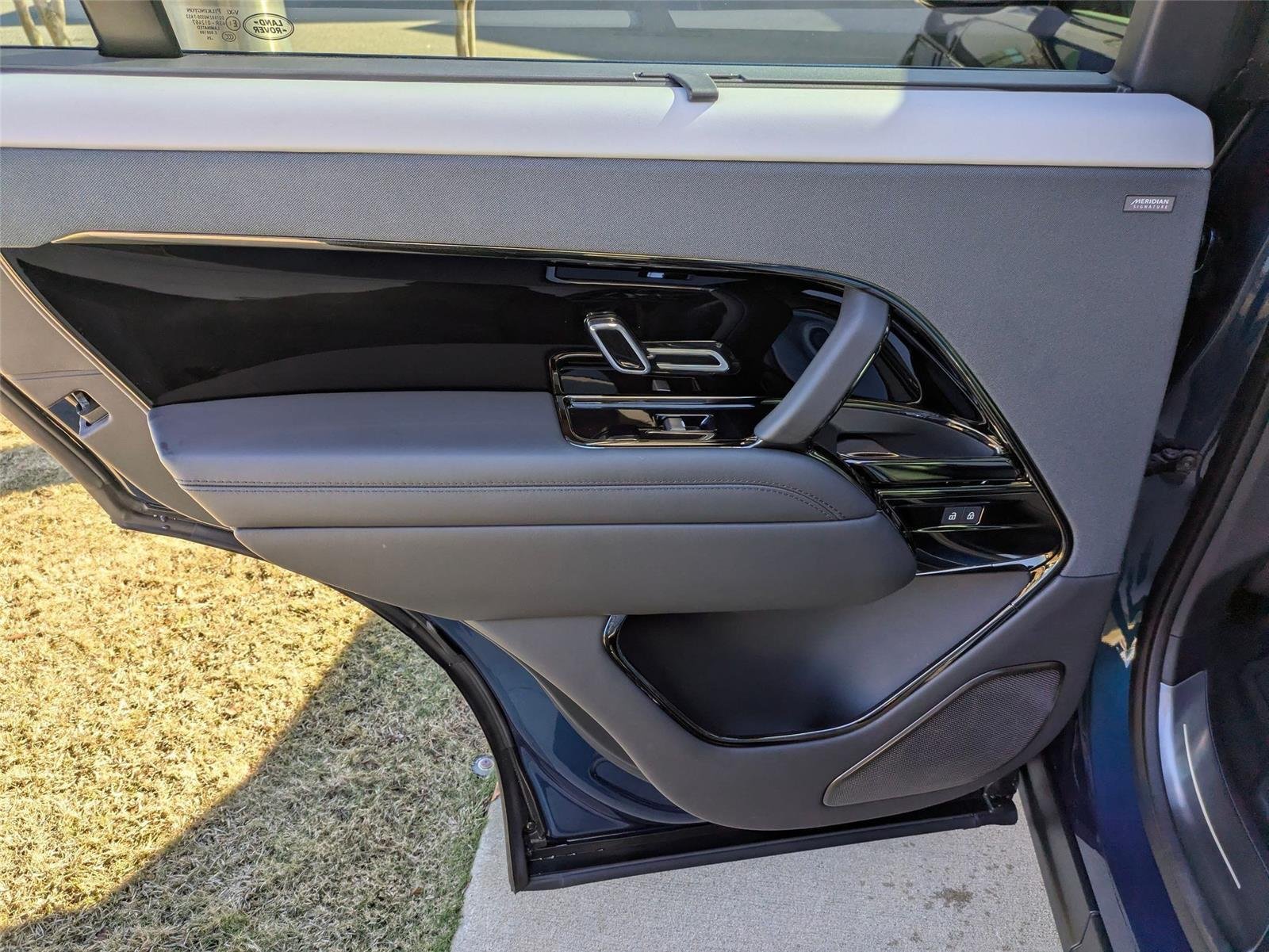 2026 Land Rover Range Rover Sport SV - Photo 25