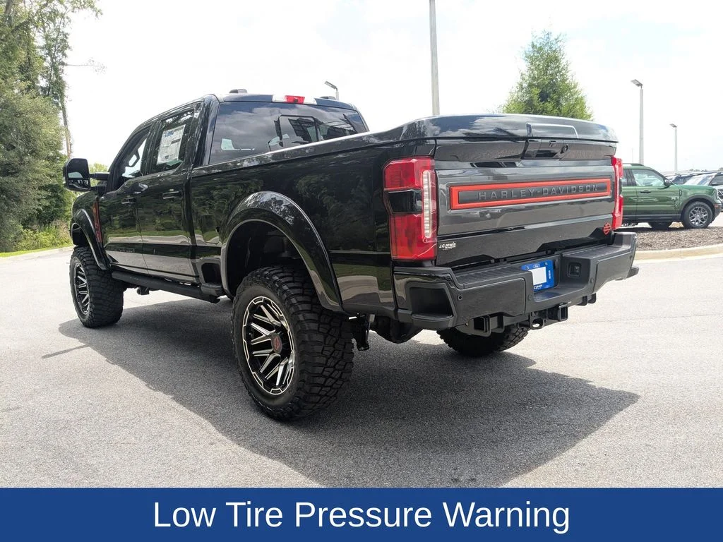 New 2026 Agate Black Metallic Ford Lariat image 6