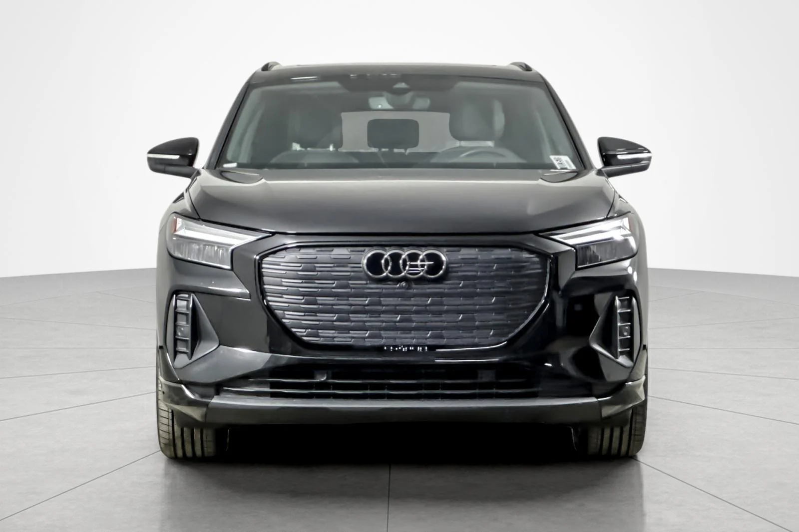 Used 2025 Mythos Black Metallic Audi Premium 45 RWD image 8