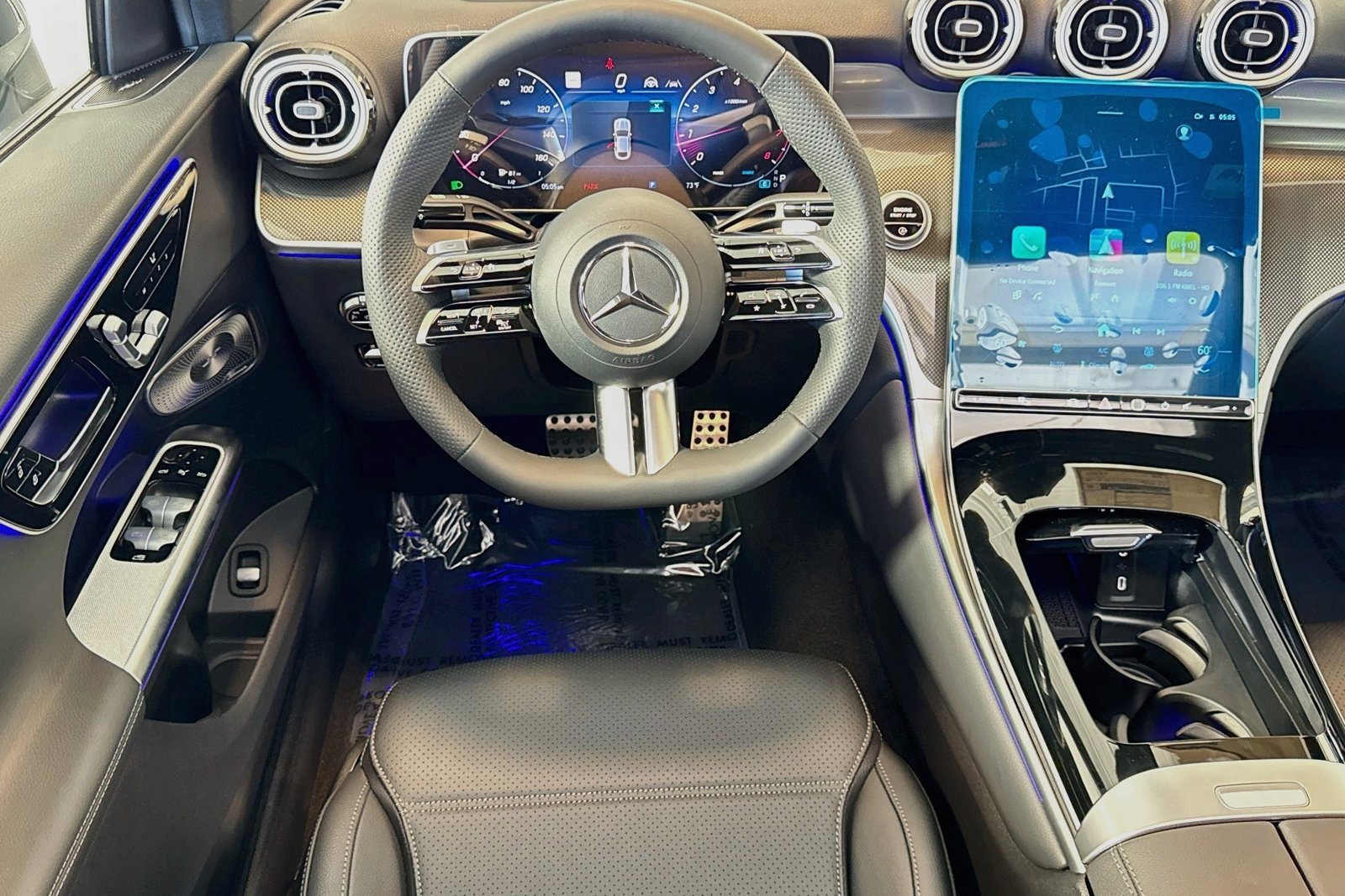 New 2027 Obsidian Black Metallic Mercedes-Benz GLC 300 image 20