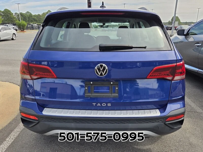 Used 2023 Blue Metallic Volkswagen 1.5T S image 4