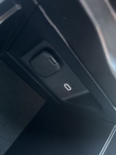 2026 Toyota RAV4 Plug-in Hybrid GR Sport - Photo 34