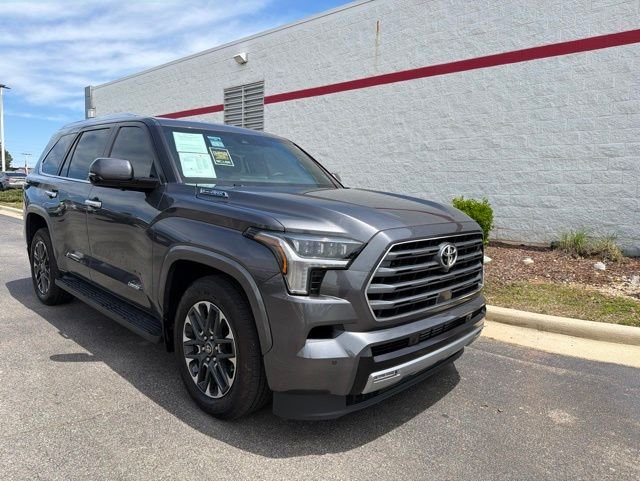 2026 Toyota Sequoia Limited 4WD i-FORCE MAX Hybrid's photo
