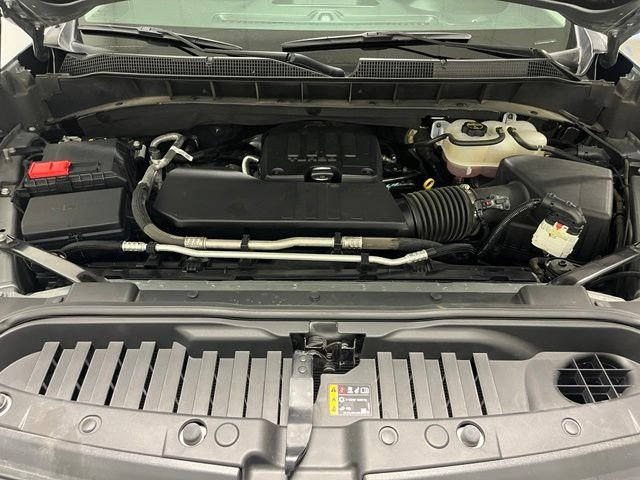 Used 2025 Gray Chevrolet Custom image 28