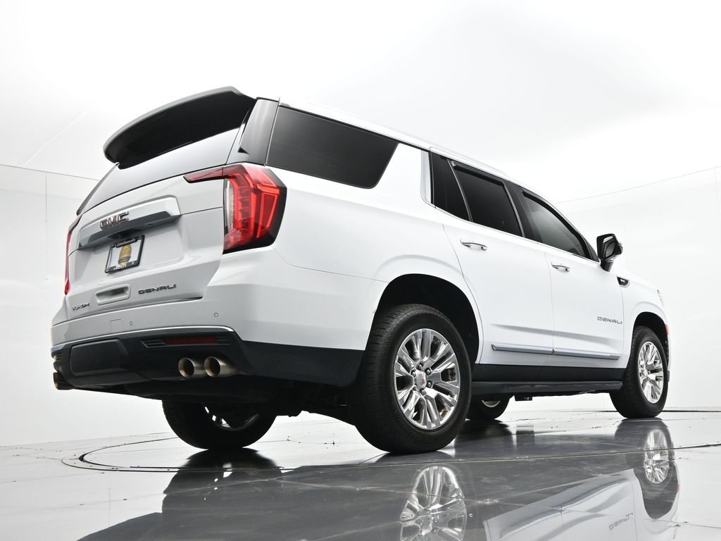 Used 2023 White GMC Denali image 21