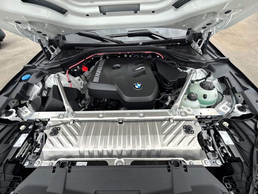 New 2026 Alpine White BMW 30 xDrive image 8