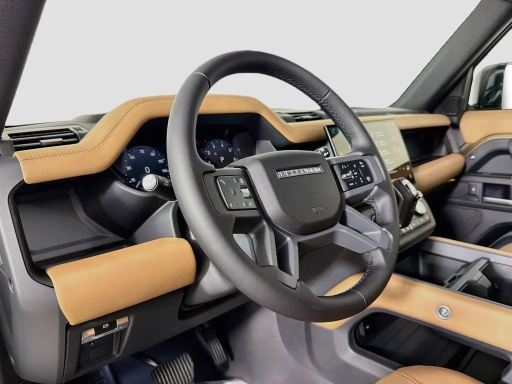 2026 Land Rover Defender X-Dynamic SE - Photo 9