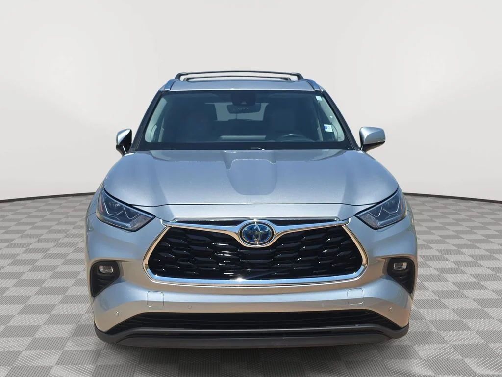 Used 2023 Magnetic Gray Metallic Toyota Hybrid Limited image 9