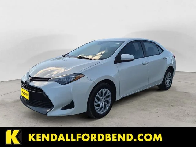 2017 Toyota Corolla LE Eco AT's photo