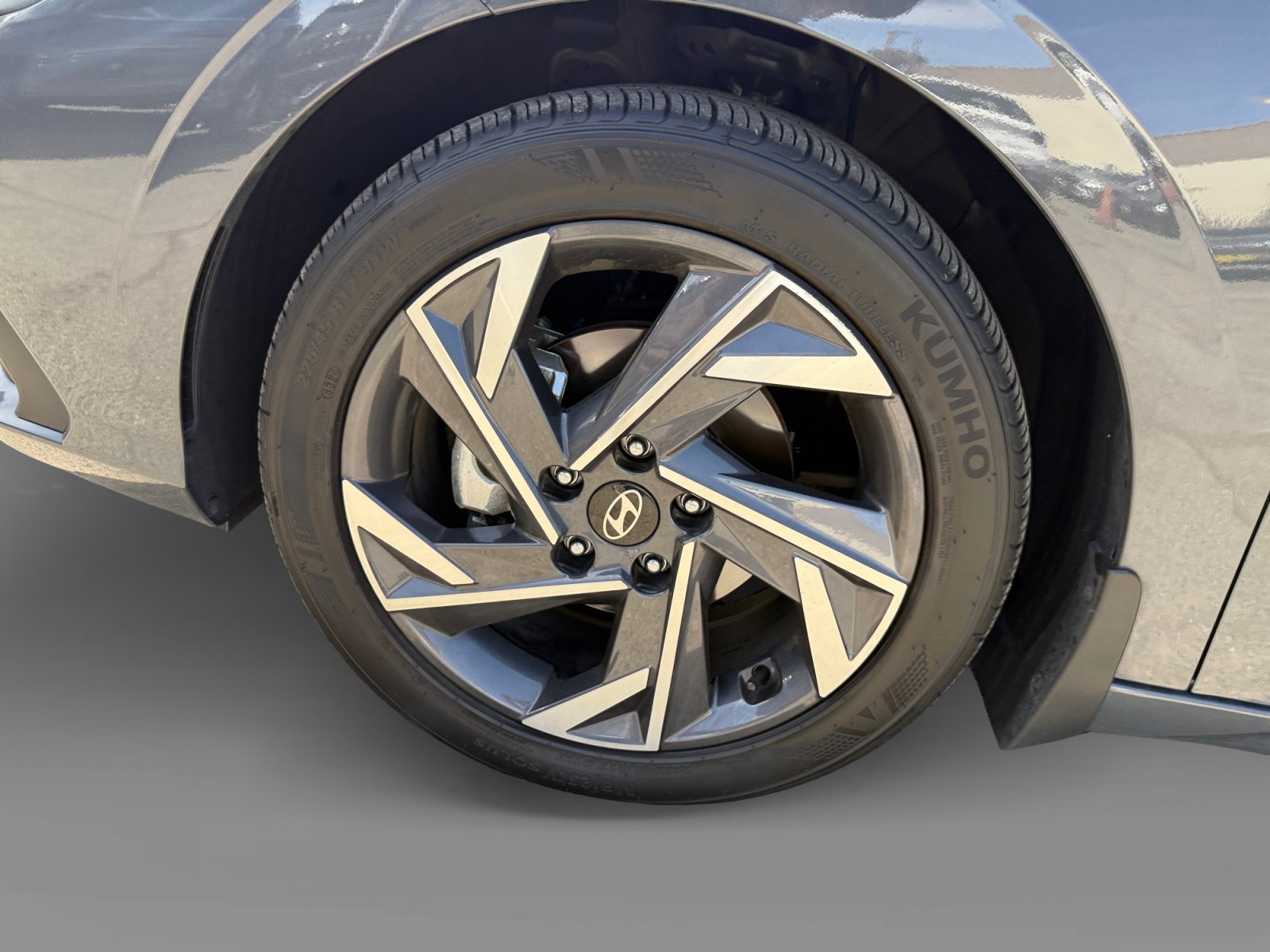 Certified Used 2025 Ecotronic Gray Hyundai SEL Sport image 9