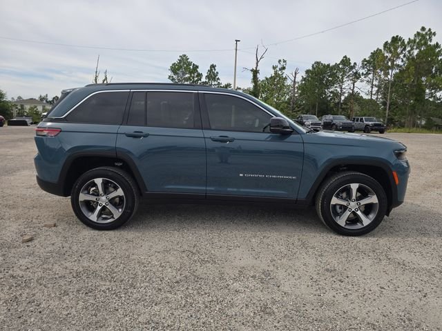 New 2026 Steel Blue Exterior Paint Jeep Limited image 3