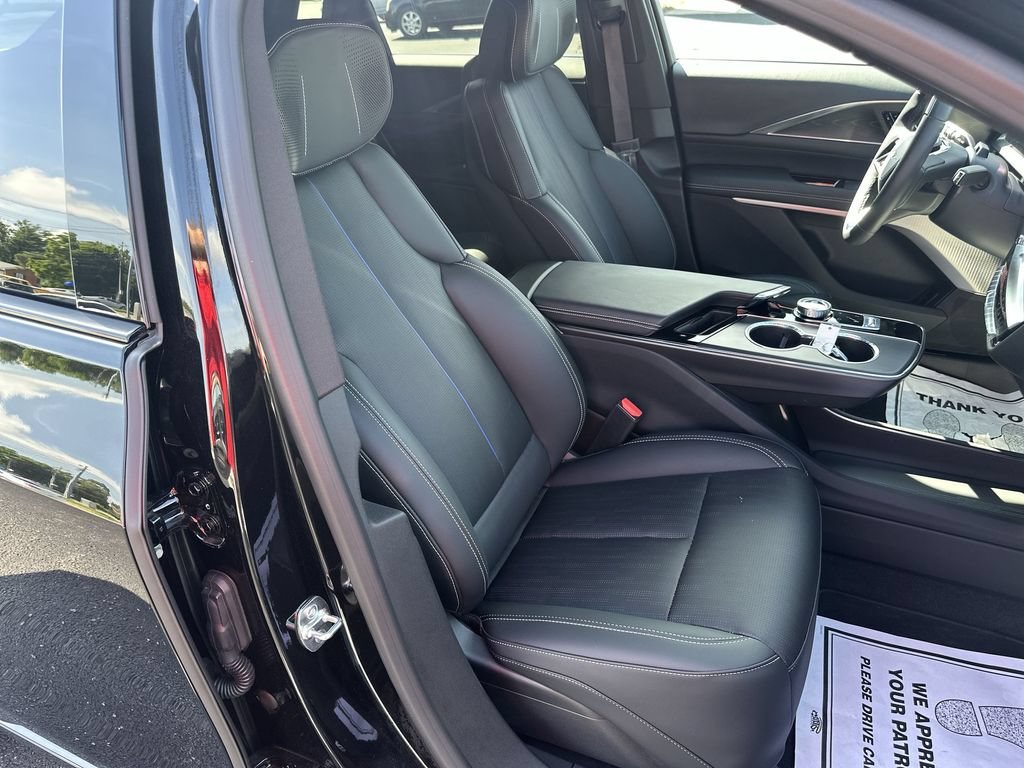 2026 Cadillac LYRIQ V - Photo 32