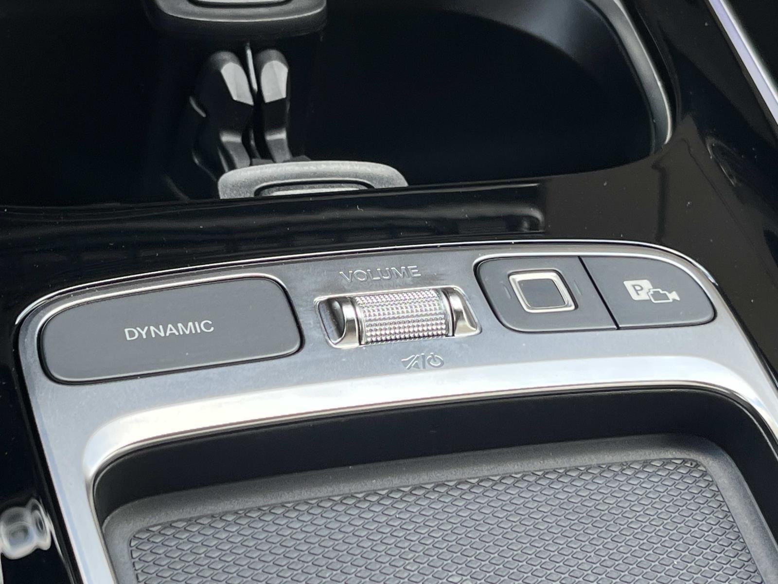 Certified Used 2026 Polar White Mercedes-Benz GLA 250 image 35