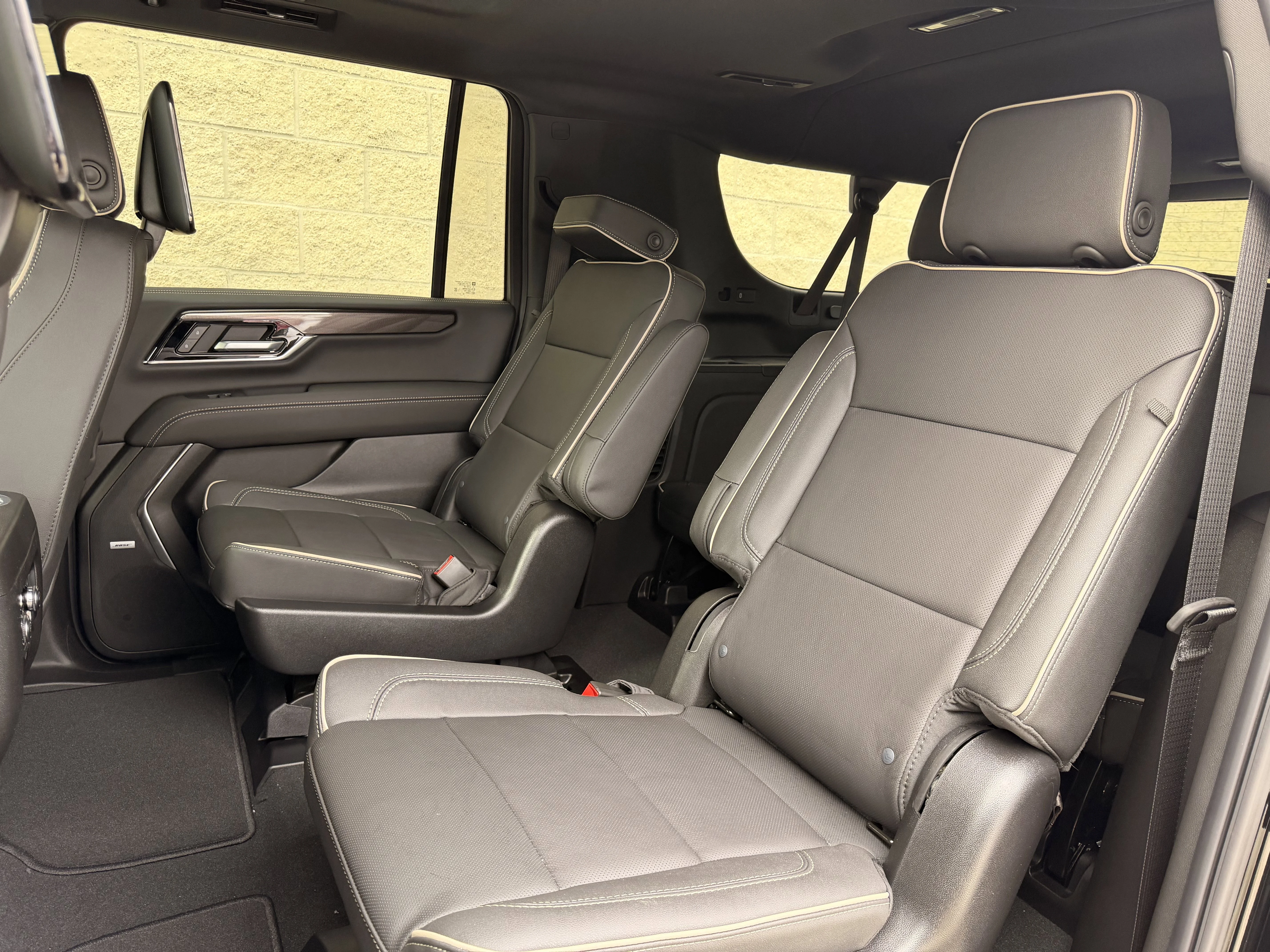 New 2026 Onyx Black GMC Elevation image 20