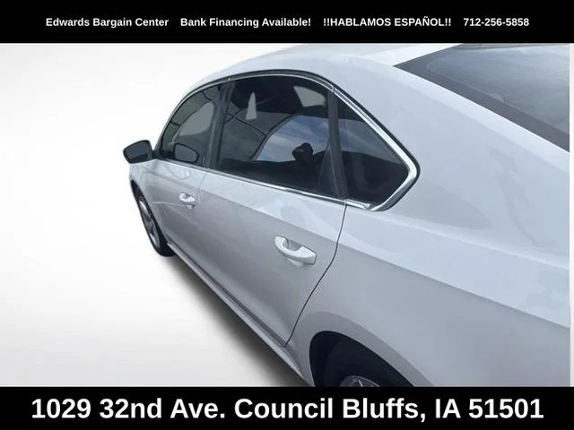 Used 2013 White Volkswagen 2.5 SE image 15