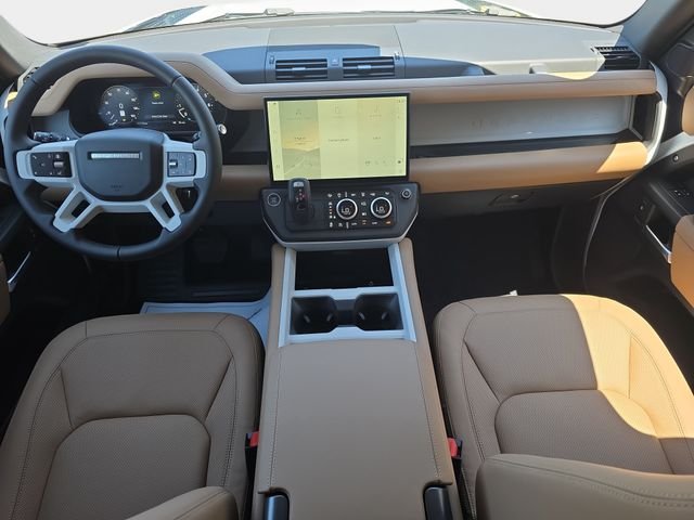 New 2026 Fuji White Land Rover X-Dynamic SE image 9