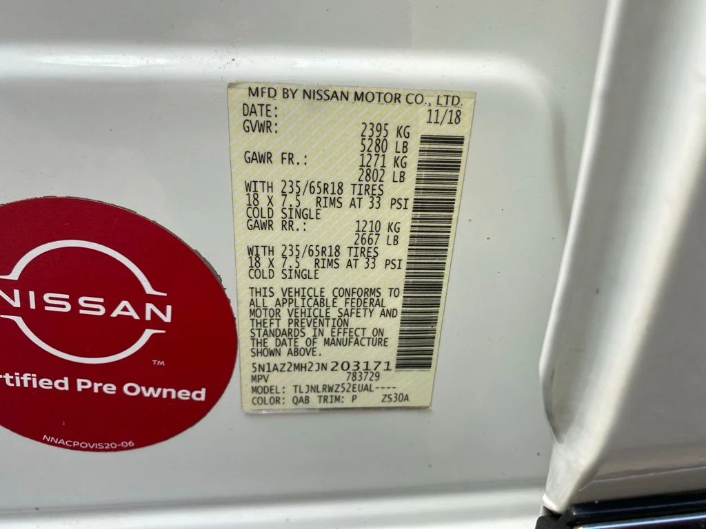 Used 2018 White Nissan SL image 25