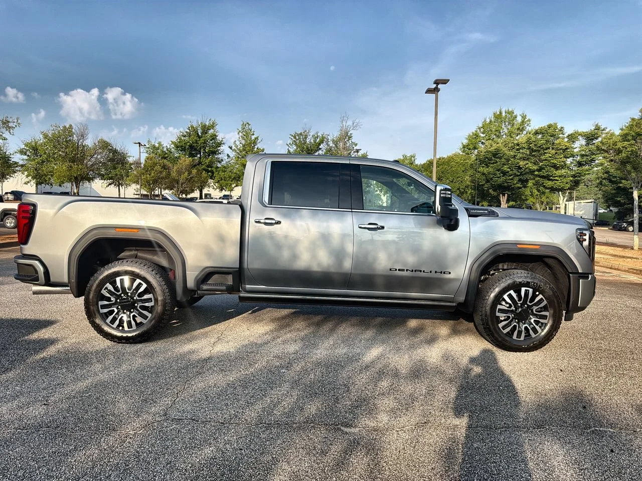 2026 GMC Sierra 2500HD Denali Ultimate - Photo 9