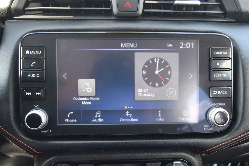 Used 2024 Silver Nissan 1.6 SR image 28