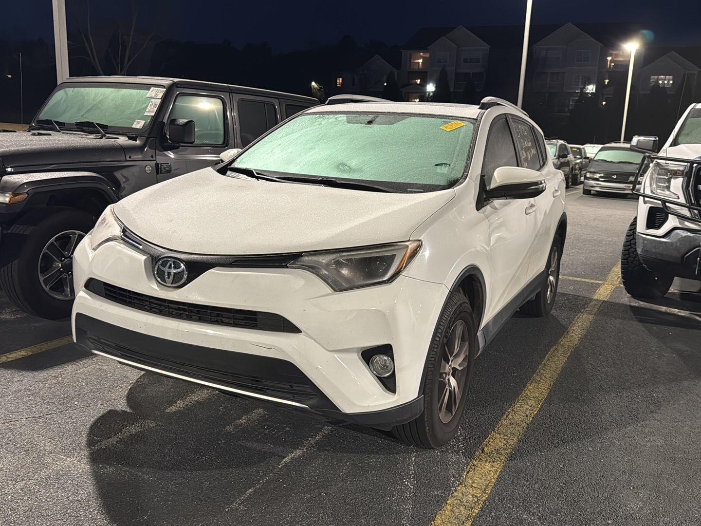 Used 2016 Toyota RAV4 XLE with VIN JTMWFREV7GD084757 for sale in Macon, GA