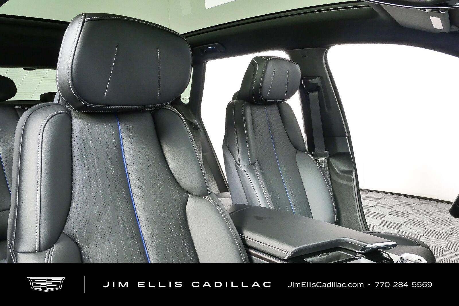 New 2027 Vibrant White Tricoat Cadillac Sport image 23